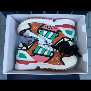 Brand New Adidas “The Simpsons”